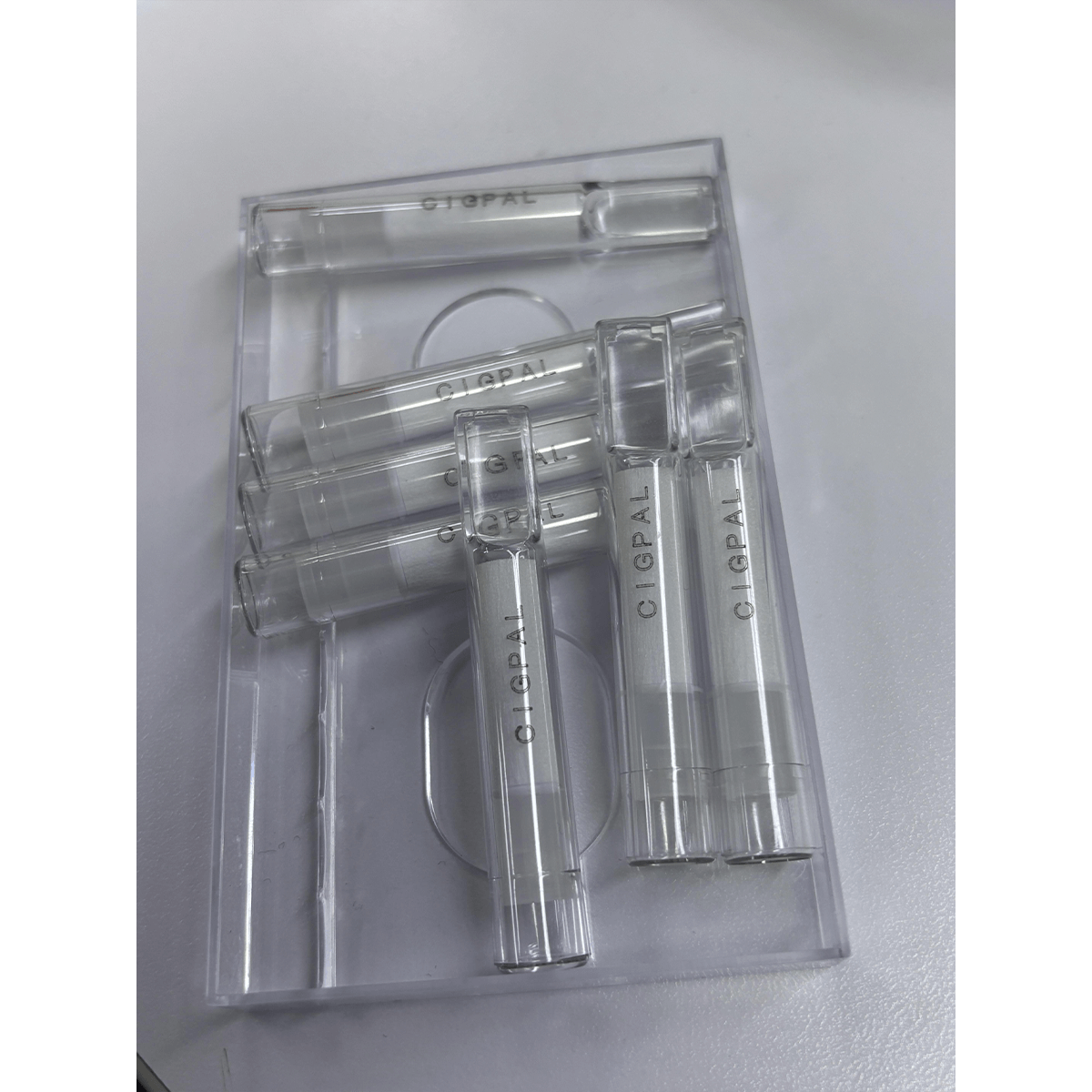 CIGPAL Disposable Cigarette Filters Three-Layer Microporous Multi-Filtering to Reduce Tar and Smoke Stains (8 Per Pack) Elegant and Stylish Design, Suitable for Regular and King Size of Cigarettes