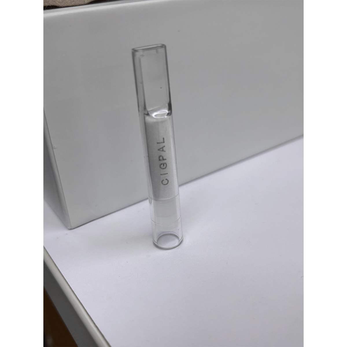 CIGPAL Disposable Cigarette Filters Three-Layer Microporous Multi-Filtering to Reduce Tar and Smoke Stains (8 Per Pack) Elegant and Stylish Design, Suitable for Regular and King Size of Cigarettes